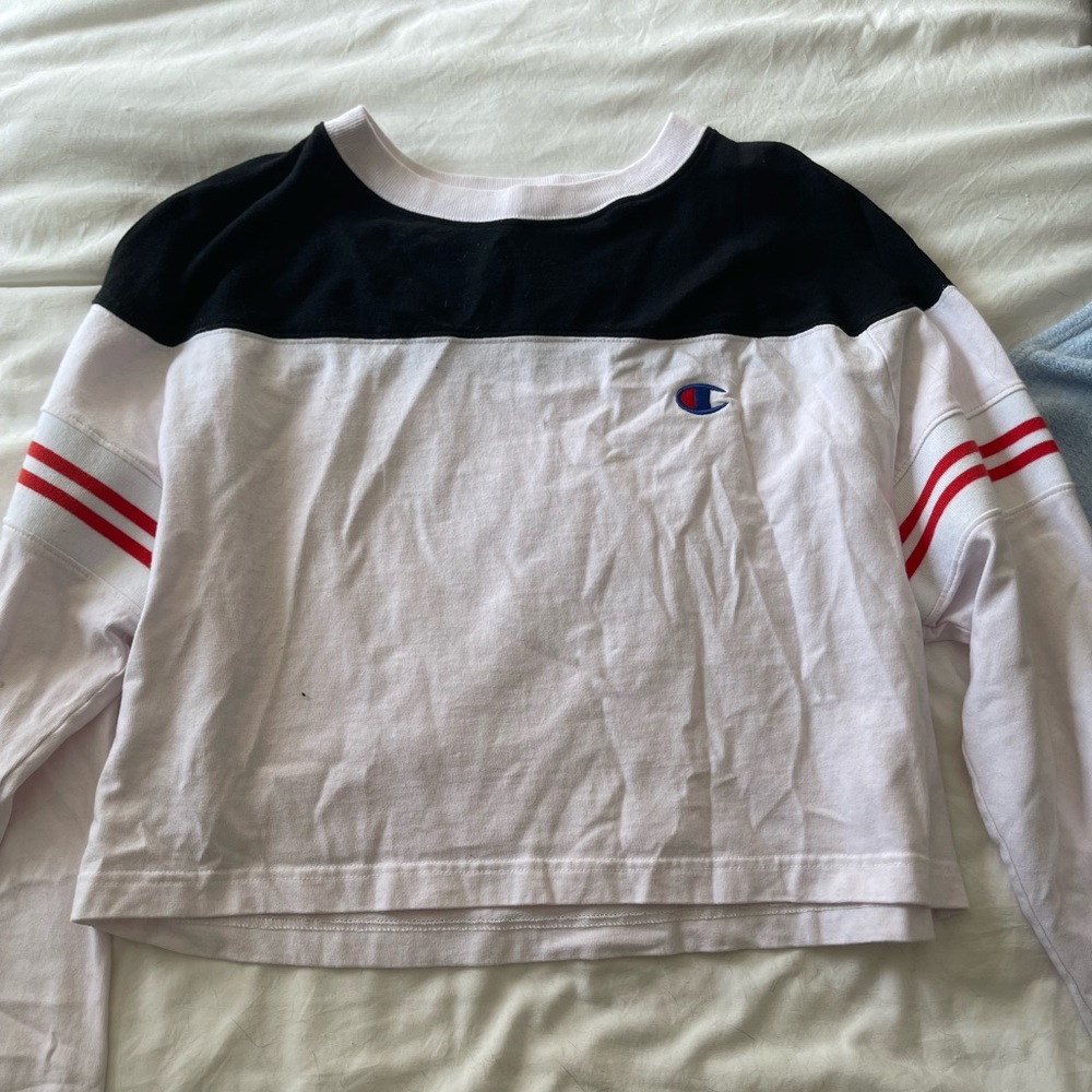 Champion long sleeved cropped tee